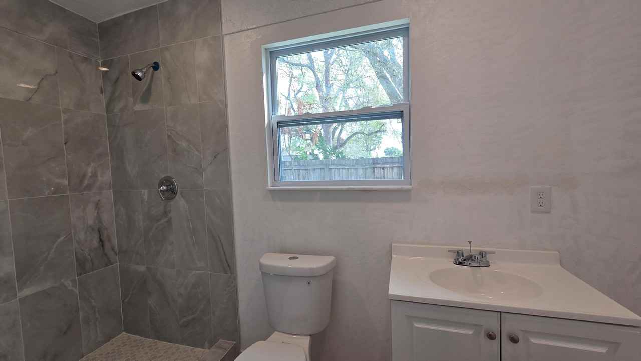 2249 Se Melaleuca Blvd Unit B - Photo 6 of 6