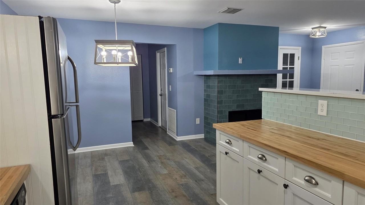 426 Tulip Dr - Photo 7 of 28