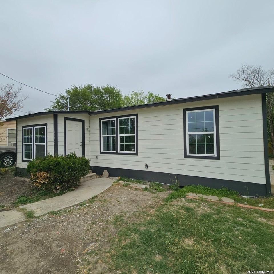 4150 Commercial Ave
