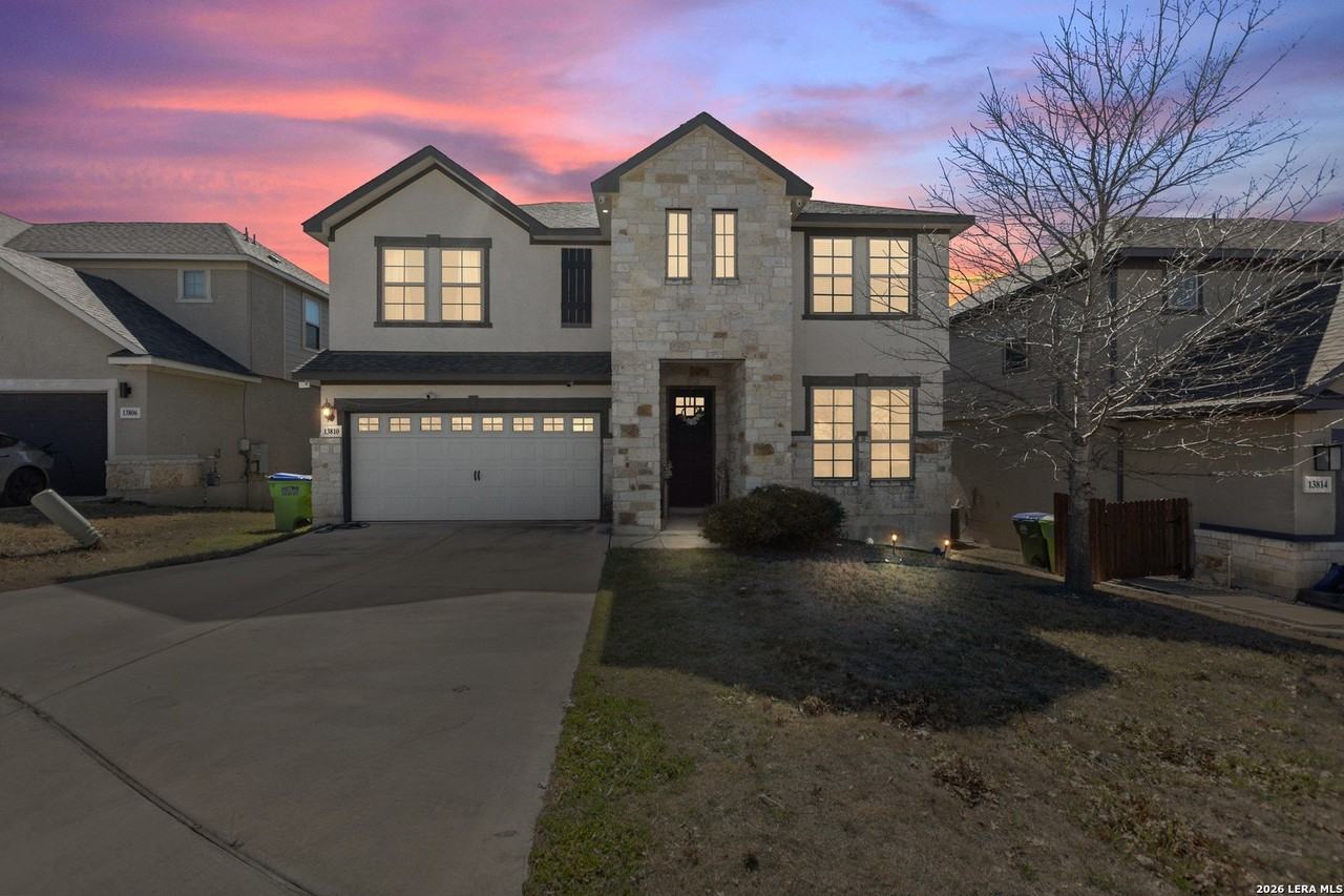 13810 Silas Crk - Photo 4 of 34