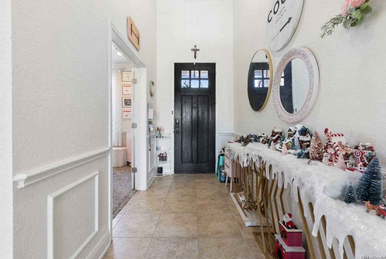 13810 Silas Crk - Photo 5 of 34