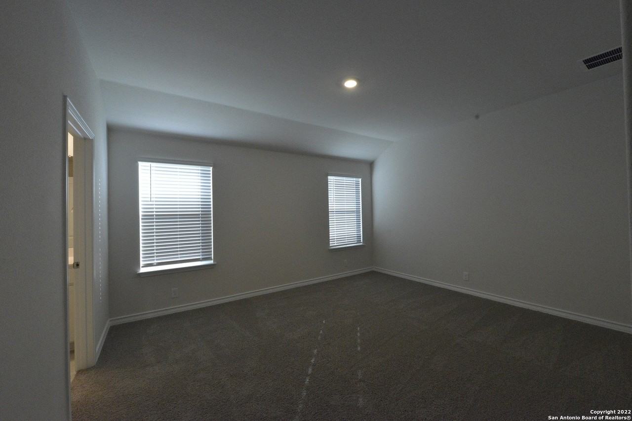 5530 Chase Fls - Photo 5 of 12