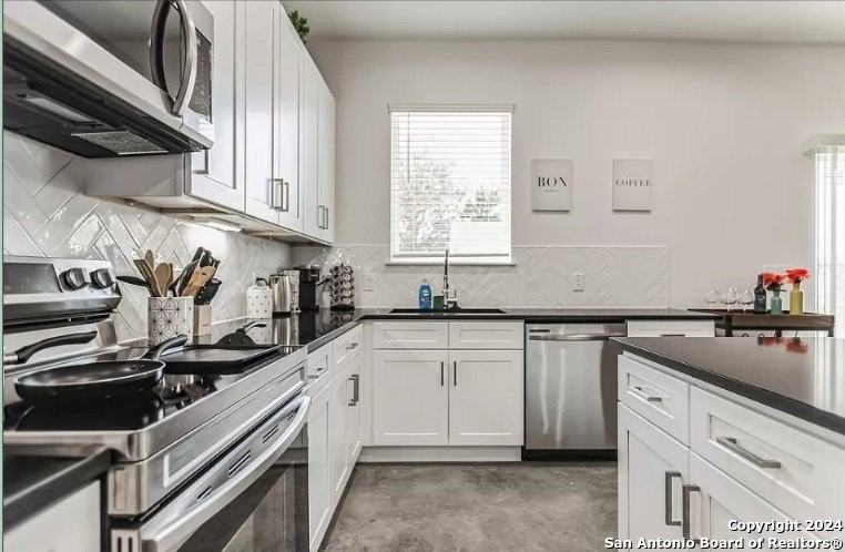 939 Piedmont Ave - Photo 3 of 17