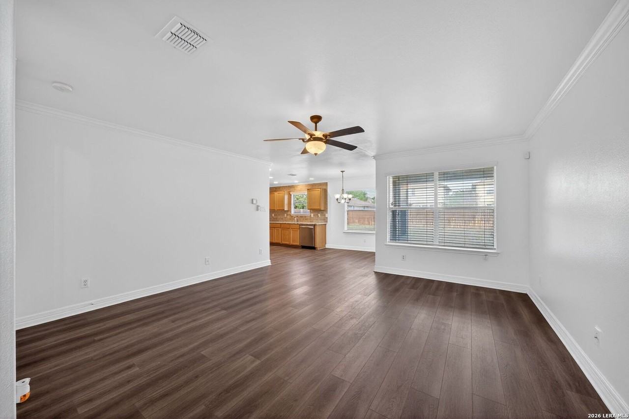 9827 Palomino Oaks - Photo 7 of 35