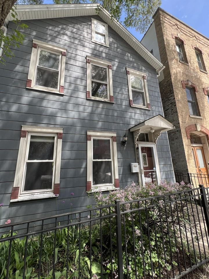 2010 W Concord Pl #1 - Photo 5 of 28