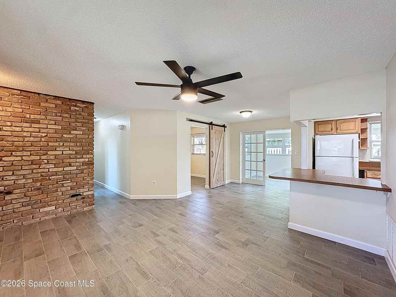 1315 Lester Ct - Photo 2 of 40