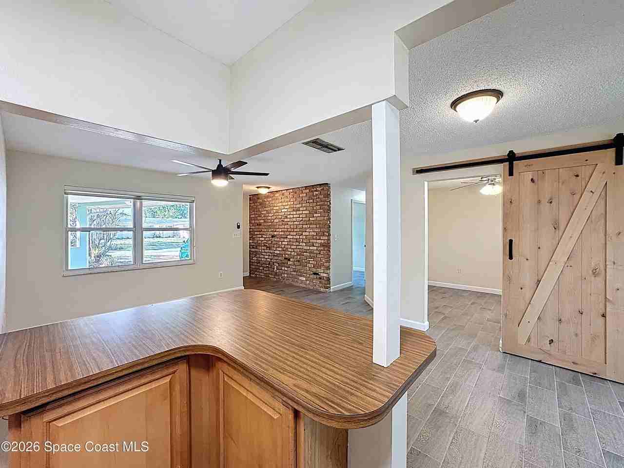 1315 Lester Ct - Photo 5 of 40