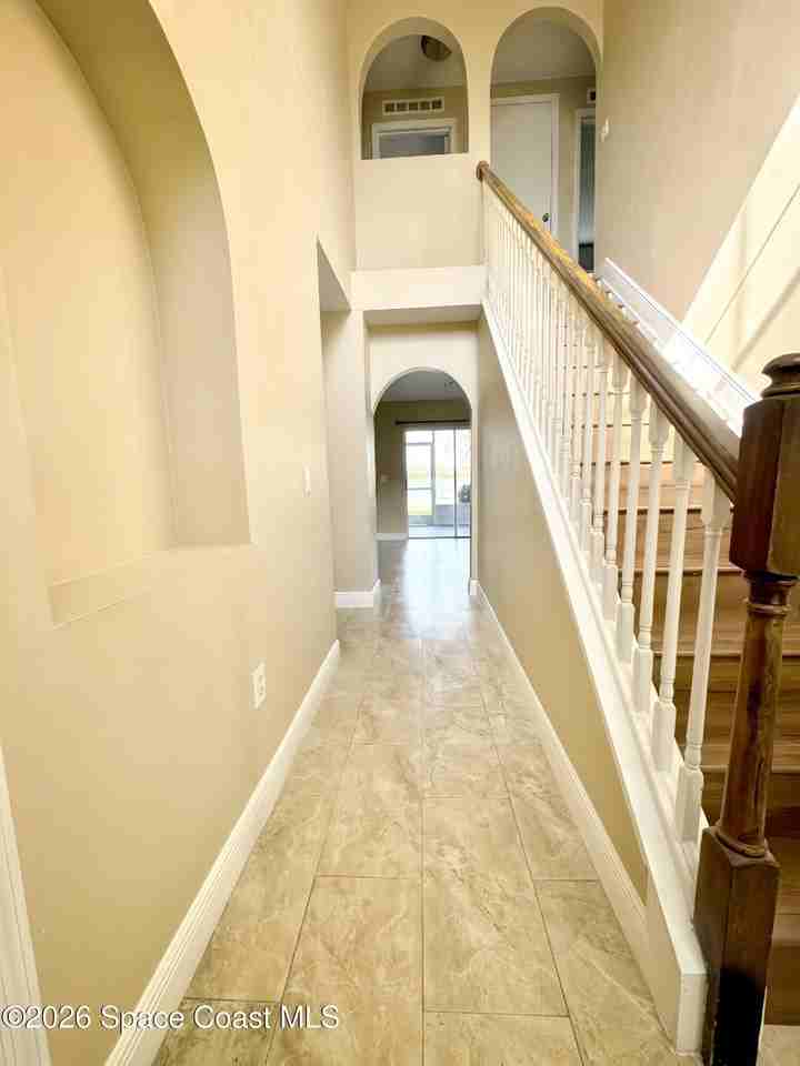 1718 Sawgrass Dr Sw - Photo 2 of 27