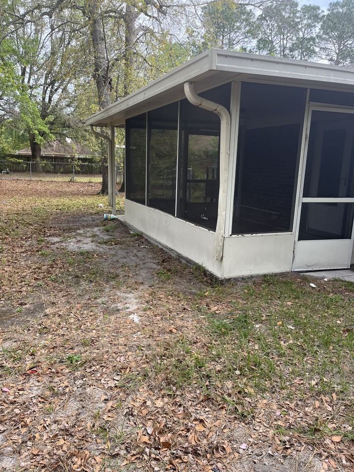 1016 Farr Ct #1 - Photo 4 of 10