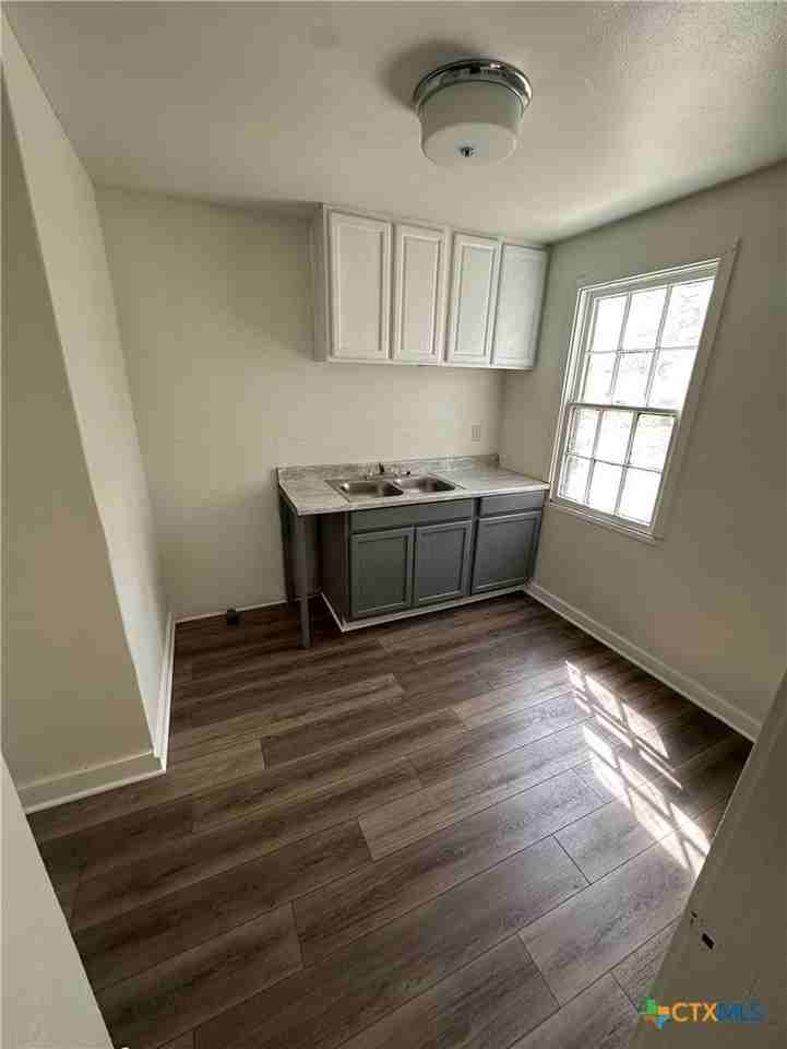 1204 E Warren Ave Unit 2-B - Photo 2 of 14