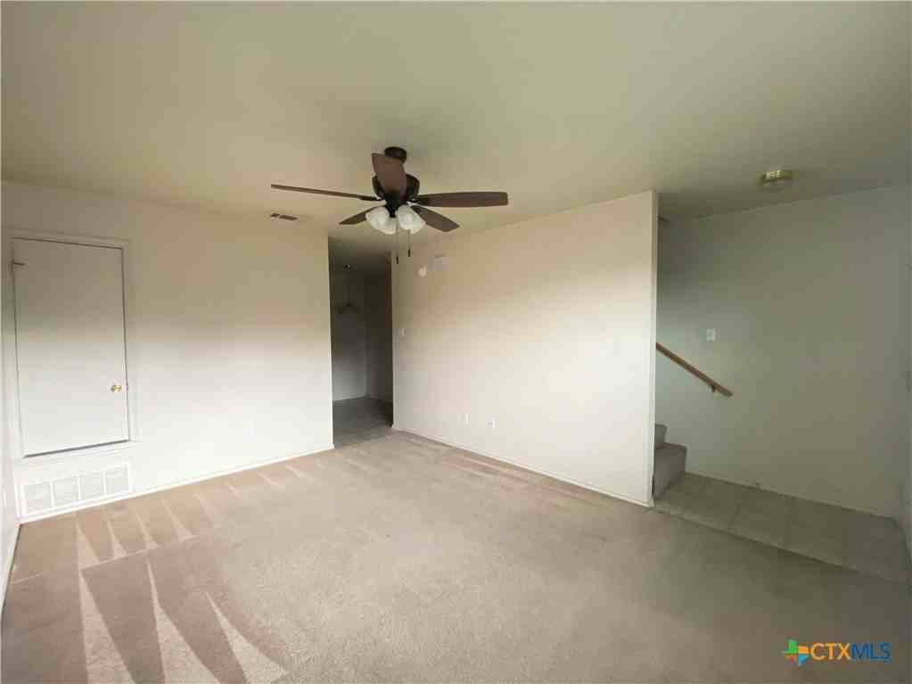 1610 Aztec Trce #B - Photo 4 of 7