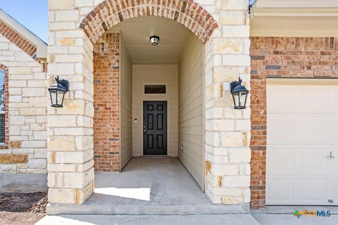 515 Cross Dr - Photo 4 of 28