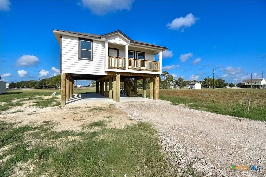 544 Buckskin Dr - Photo 2 of 48