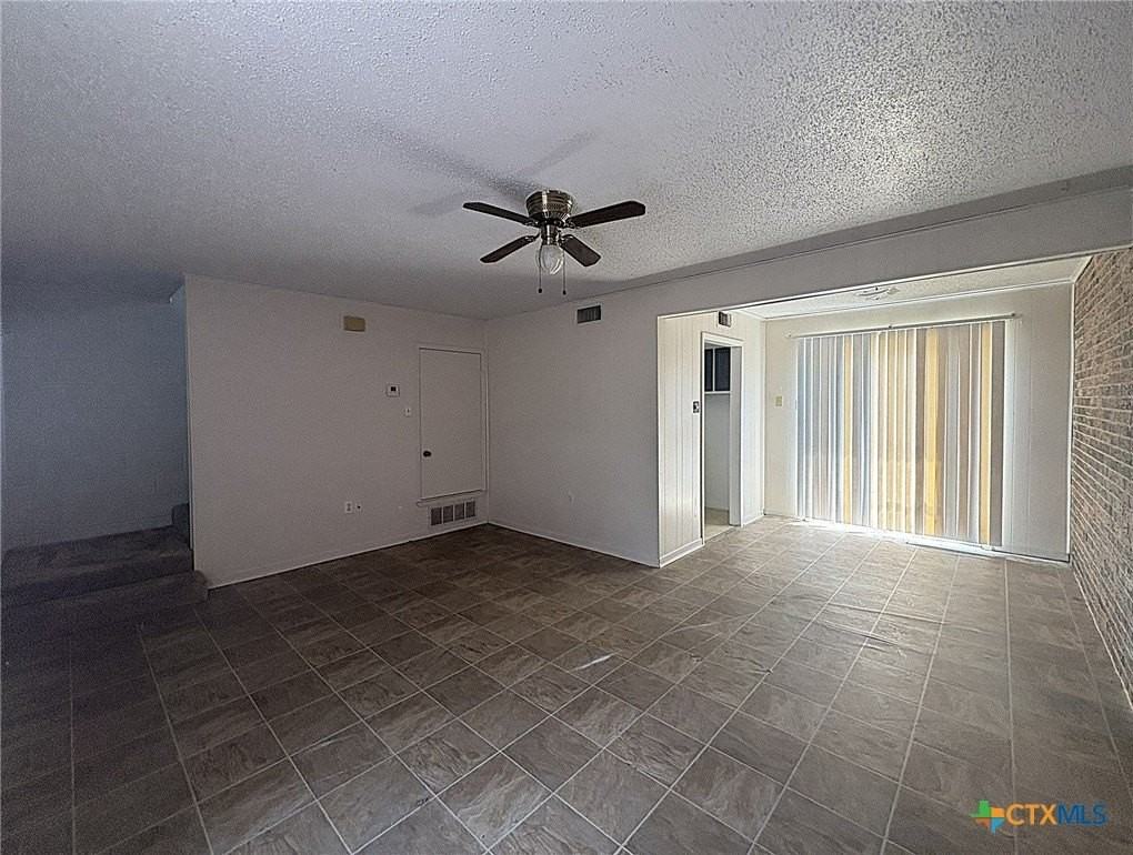 402 S 2nd St #B - Photo 5 of 13