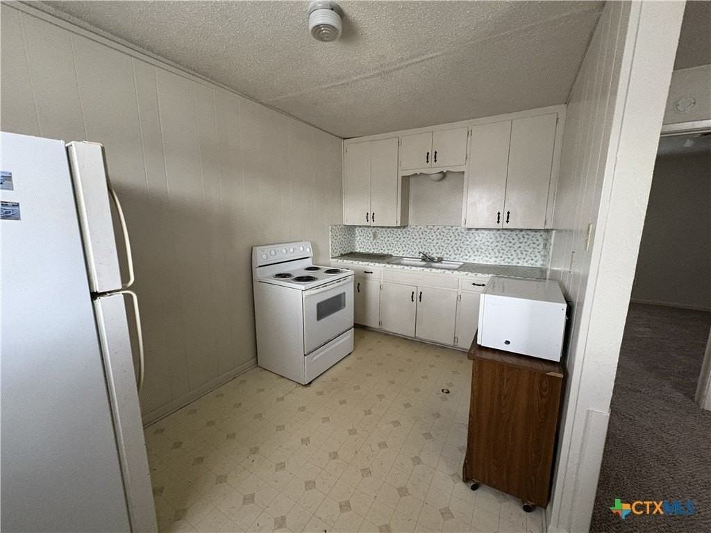 602 Sunset Ln Apt C - Photo 5 of 11