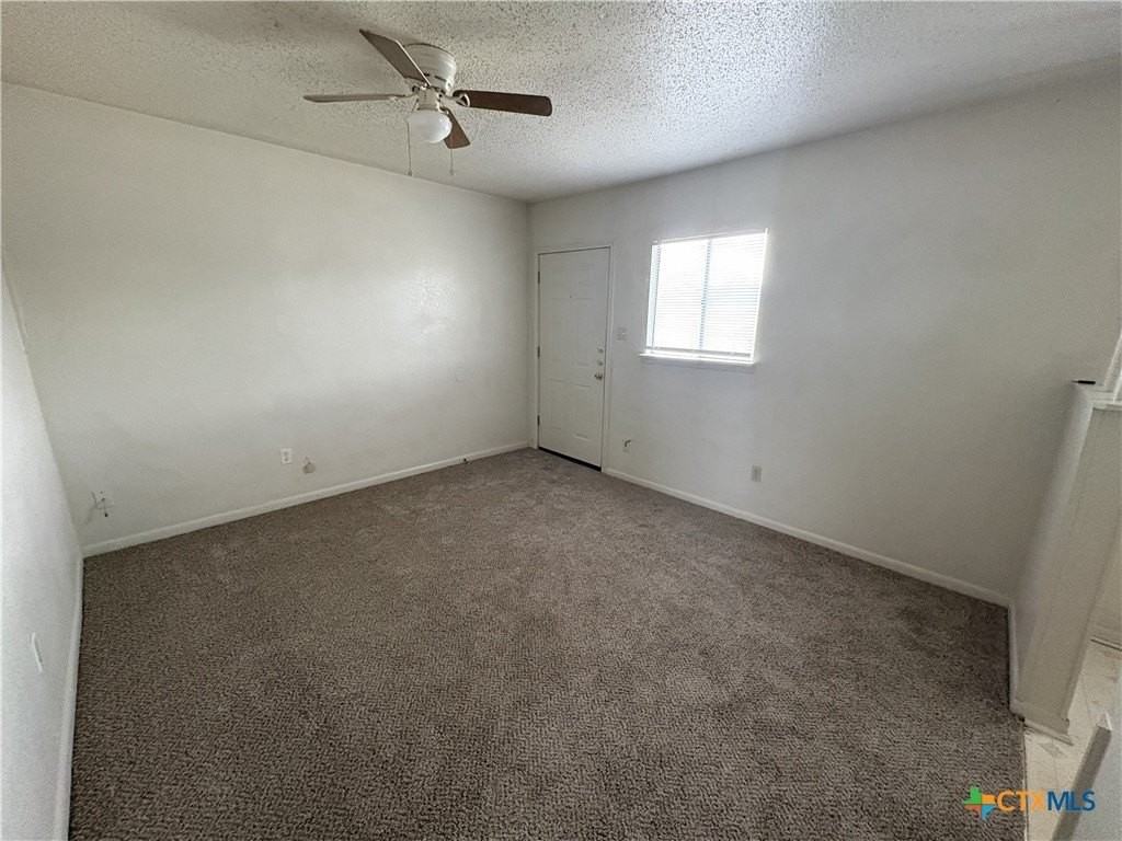 602 Sunset Ln Apt C - Photo 7 of 11