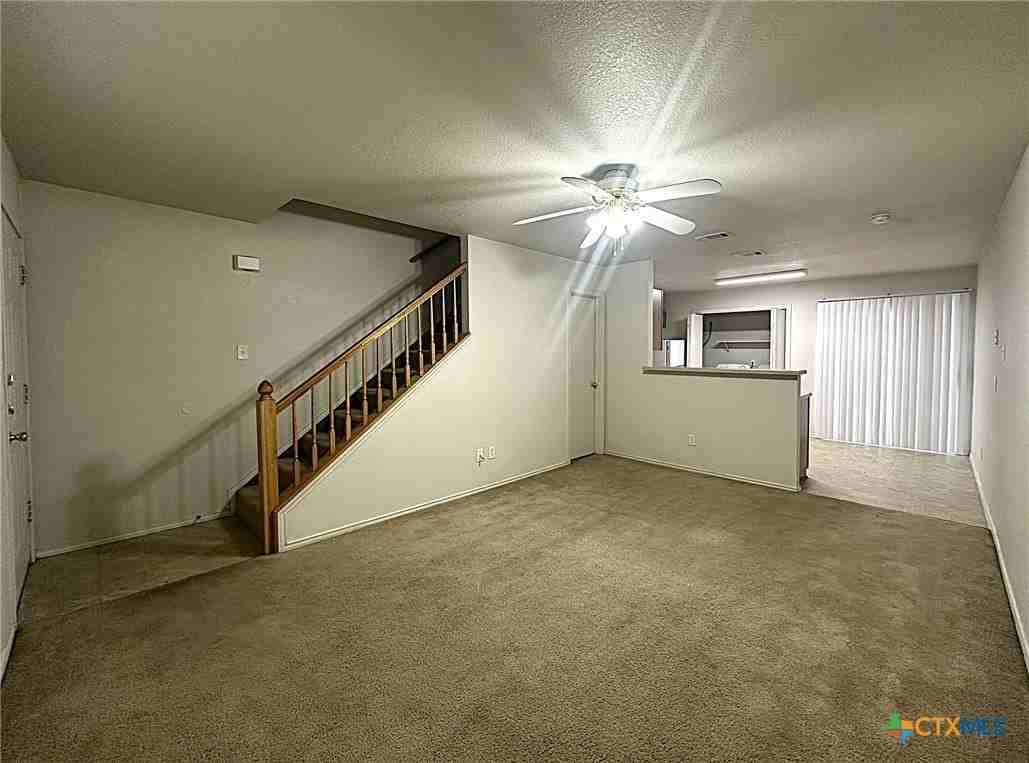 313 Creek St Apt C - Photo 5 of 12