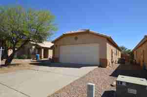 featured image of 873 W Clear River St