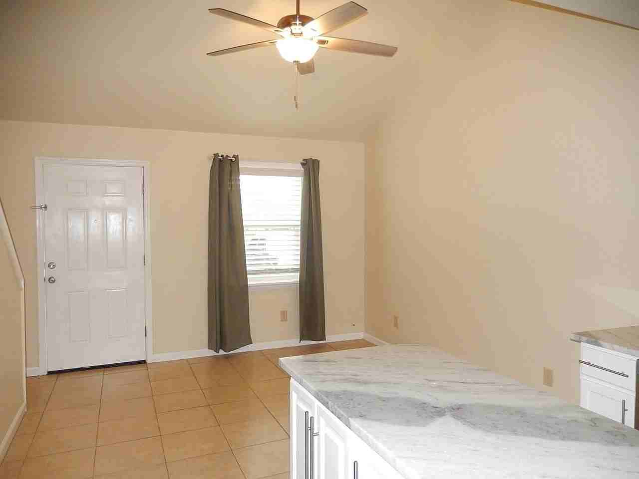 932 S Lipona Rd - Photo 4 of 18