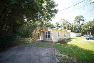 6315 S Placid Pl Unit A - Photo 1 of 1