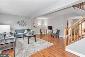 116 Steven Ln - Photo 4 of 7