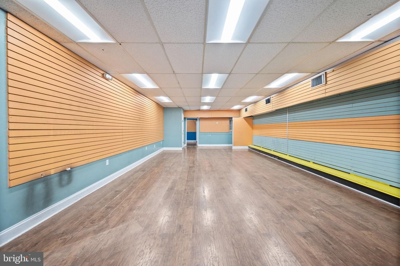 807 Eastern Blvd Ste 1 - Photo 2 of 37