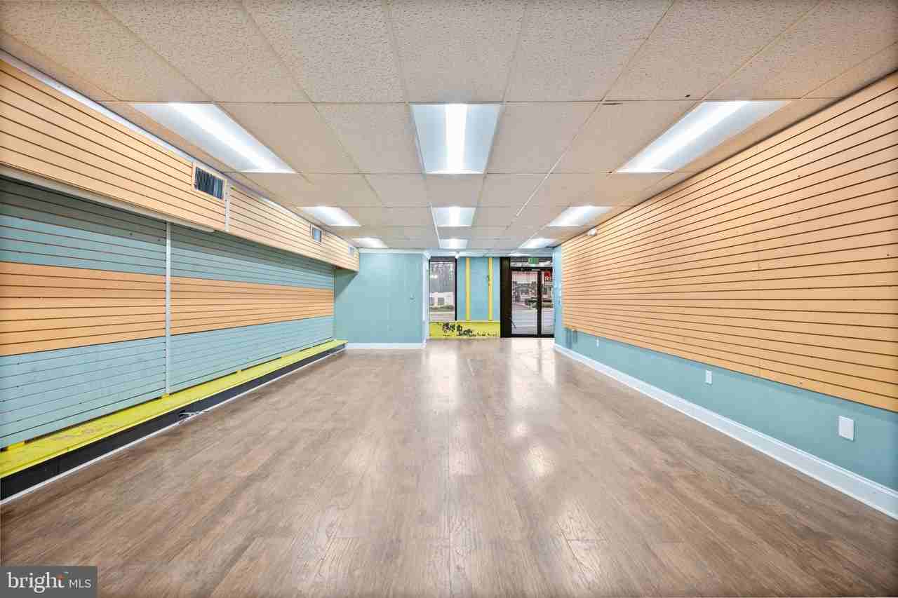 807 Eastern Blvd Ste 1 - Photo 5 of 37