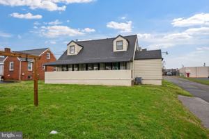 featured image of 7917 Wise Ave