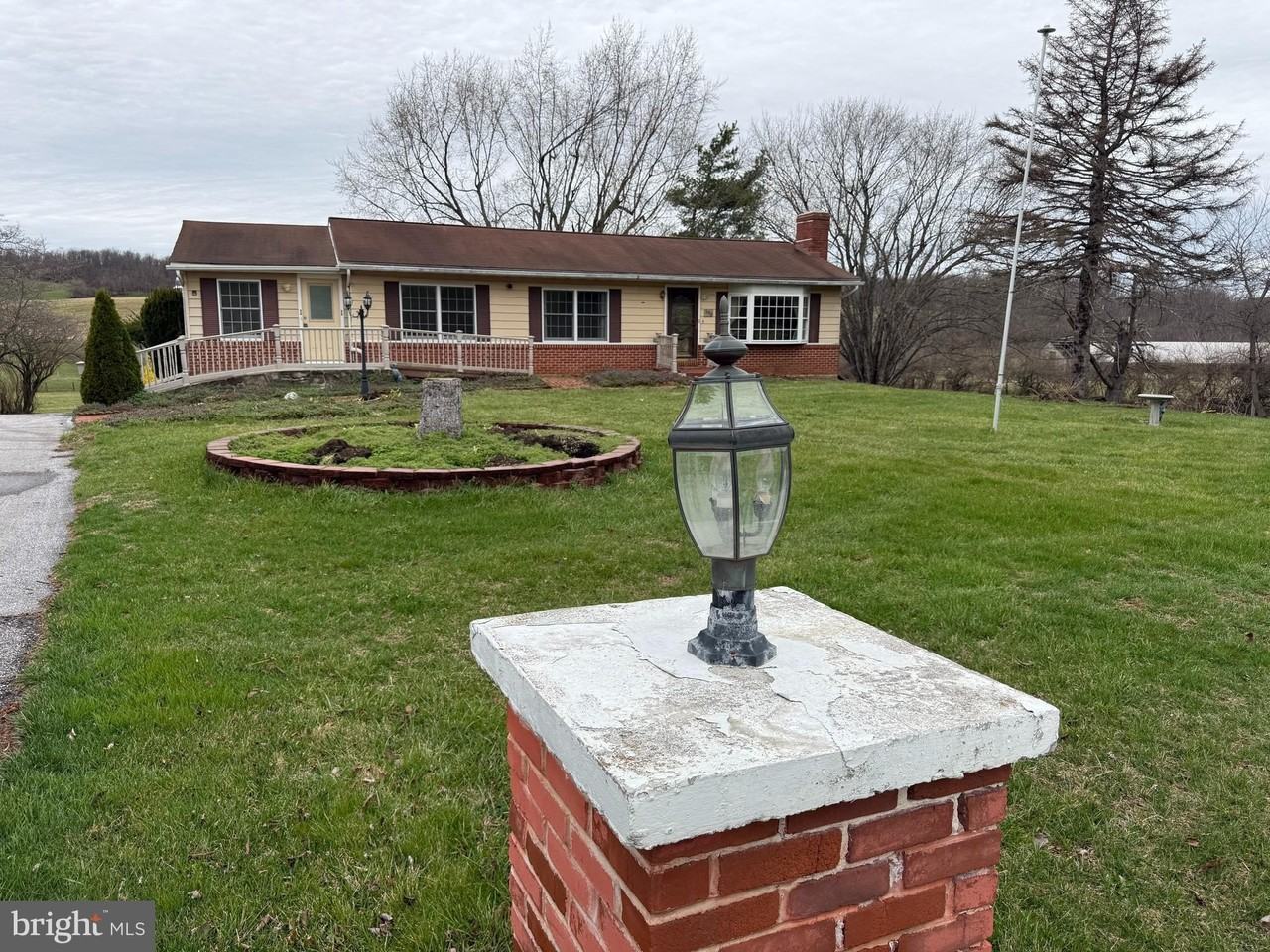 190 Bachmans Valley Rd - Photo 3 of 28