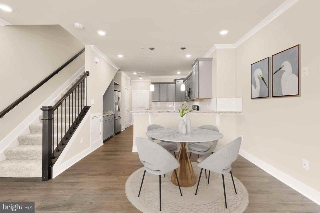 7916 Potter Pl Unit B - Photo 5 of 31