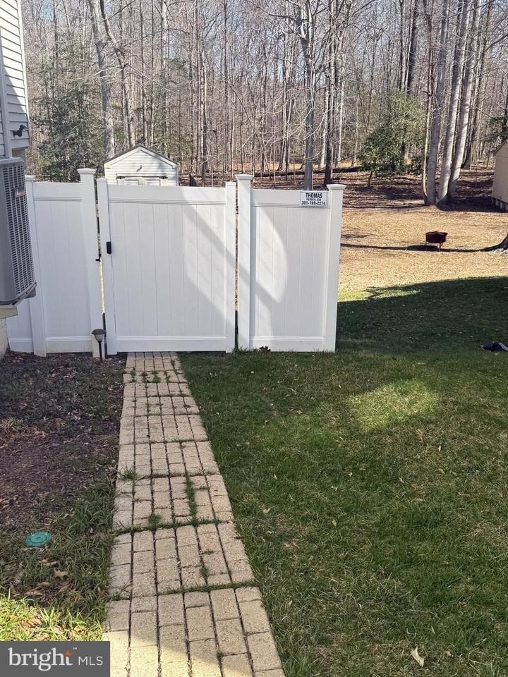 8104 Owens Way - Photo 2 of 19