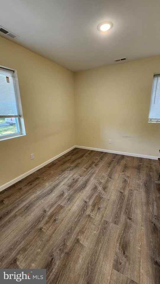 202 HOLLY Street unit: Left Side - Photo 5 of 13