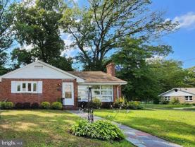 202 Holly St - Photo 1 of 1