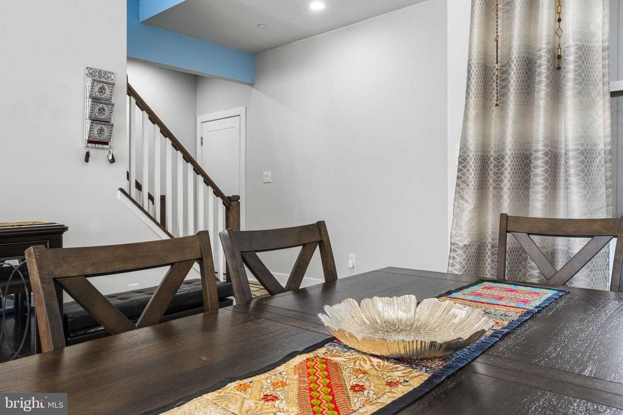 502 Juneberry Ct - Photo 4 of 29