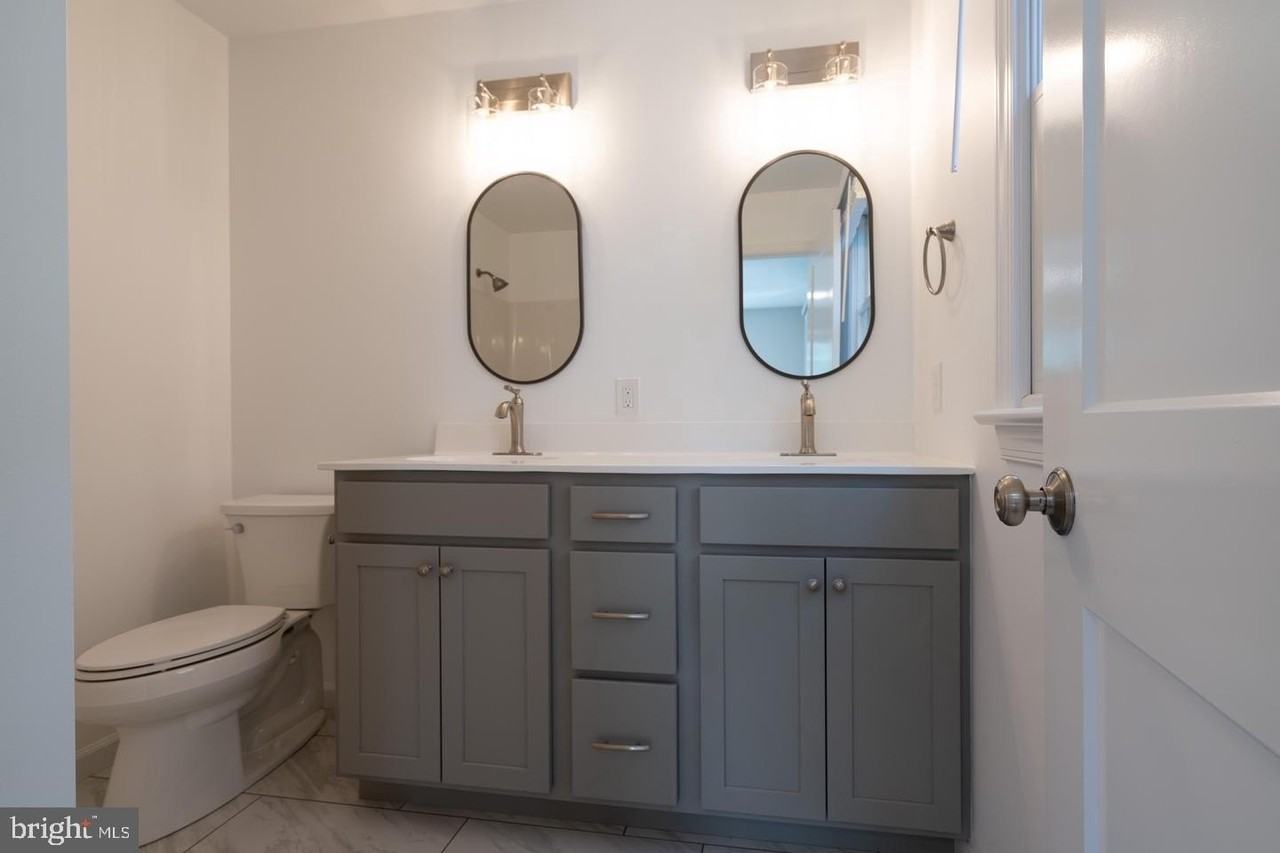 90 Main St - Photo 5 of 12