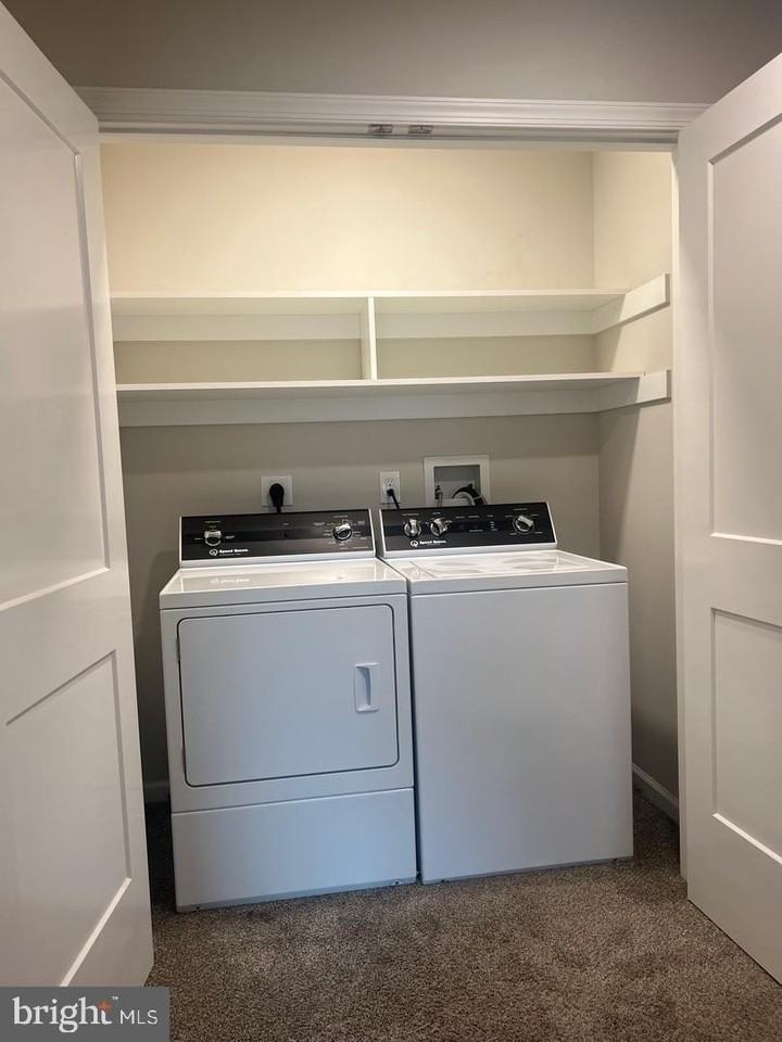 90 Main St - Photo 6 of 12