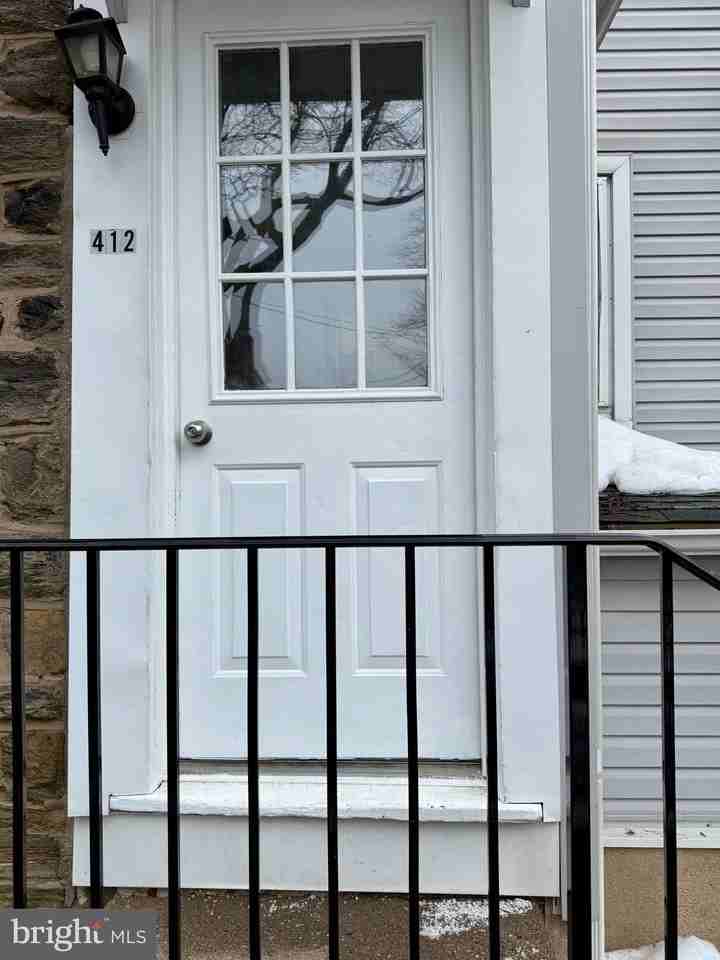 414 West Ave Unit B - Photo 3 of 11