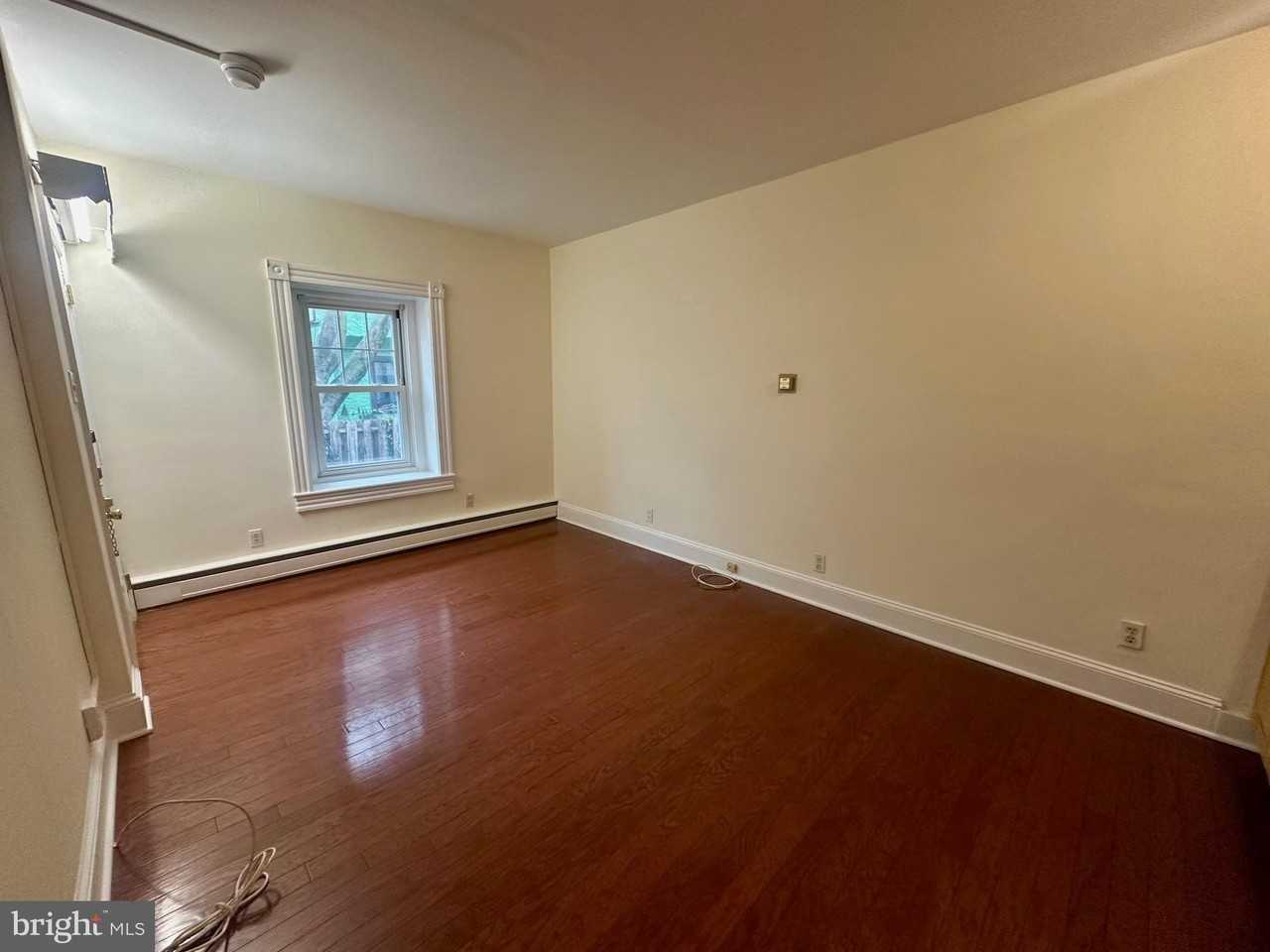 414 West Ave Unit B - Photo 5 of 11