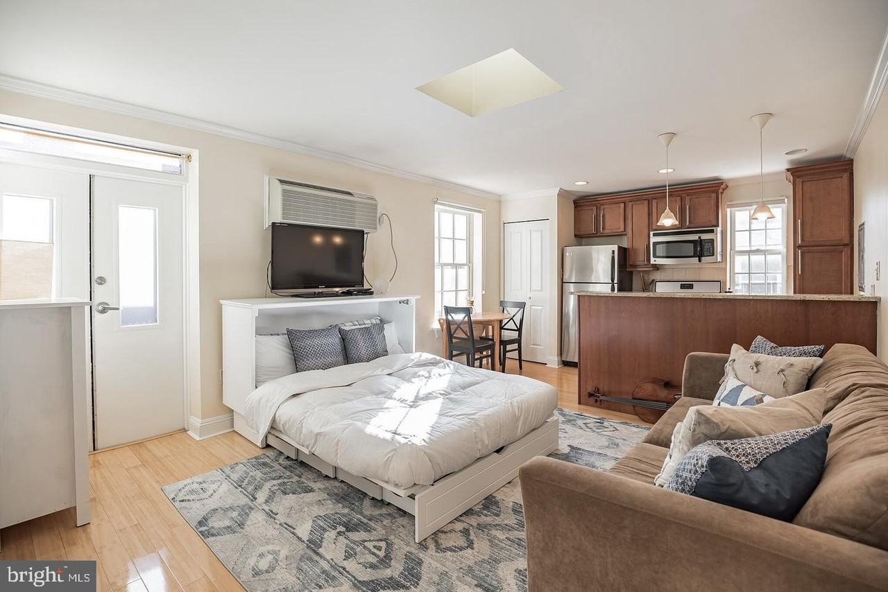 1716 Pine St Unit 5/3r - Photo 3 of 26