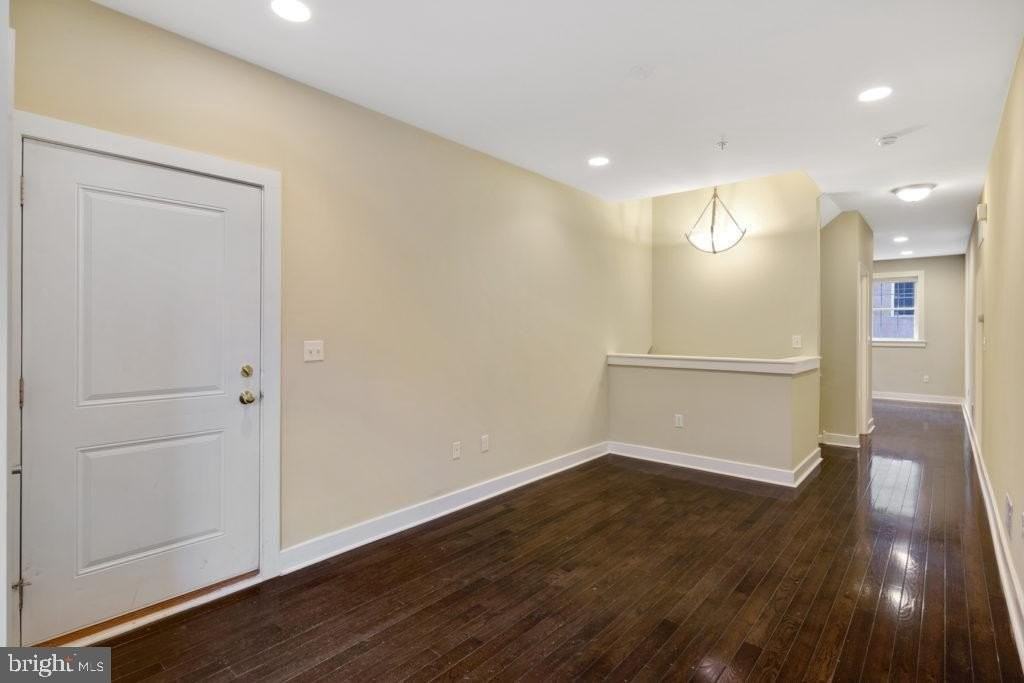 2614 Webster St Unit A - Photo 5 of 12