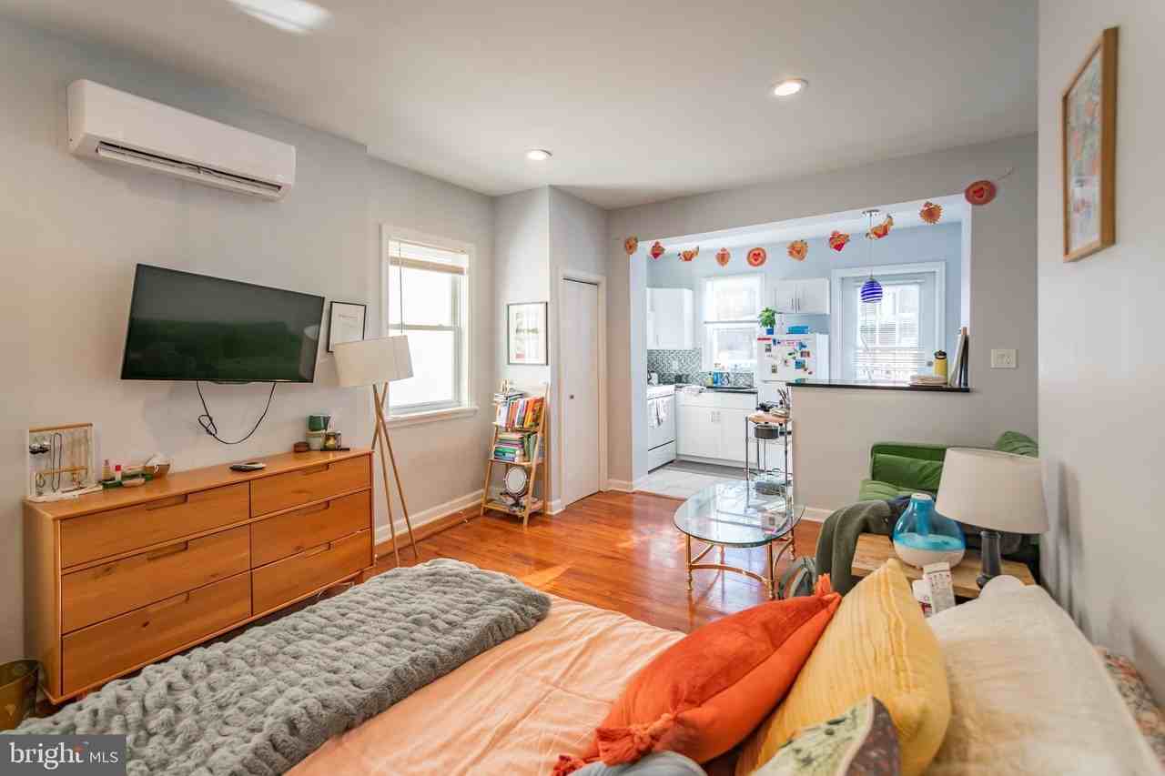 1116 Pine St Apt 3r - Photo 5 of 9