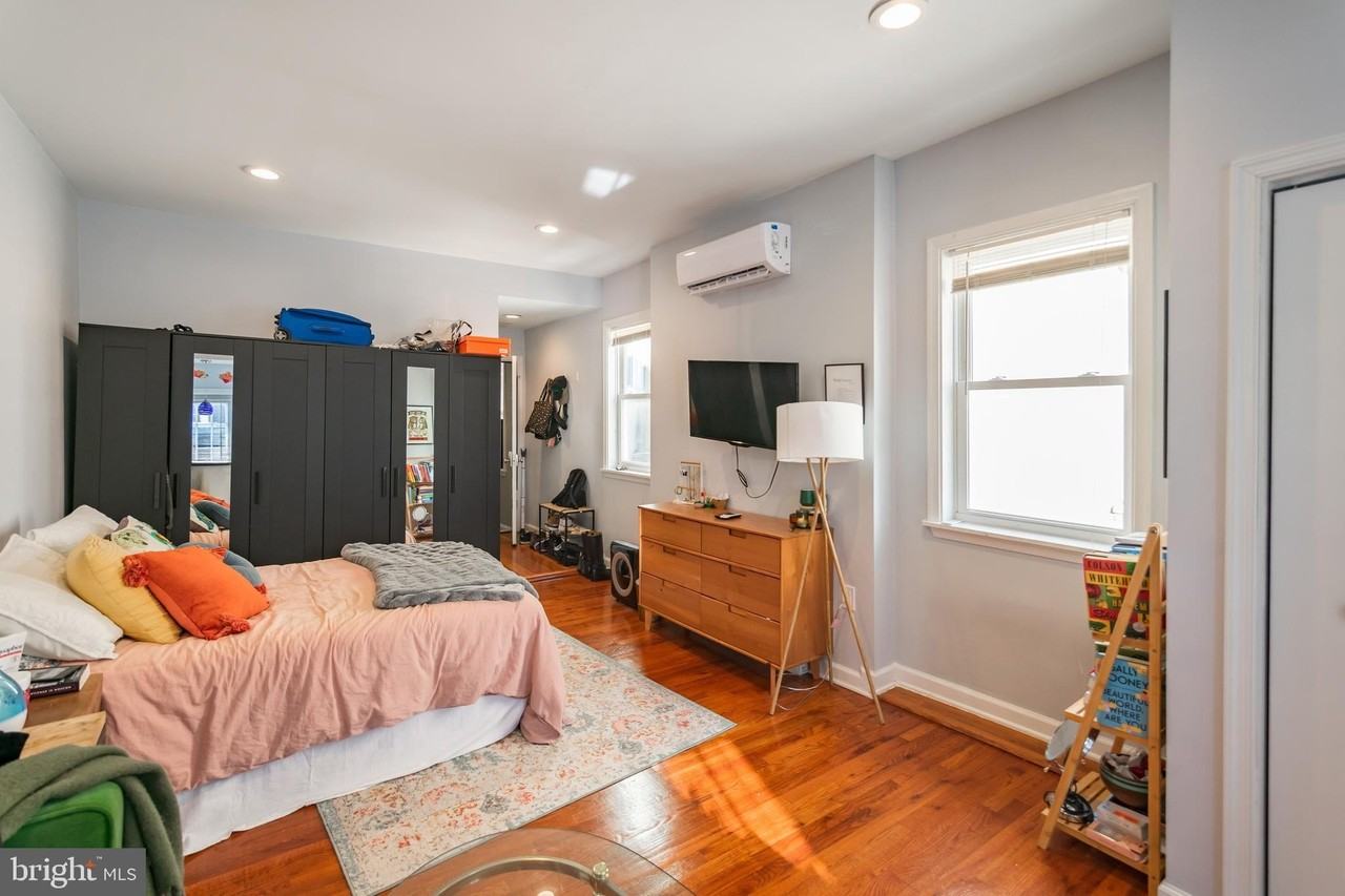 1116 Pine St Apt 3r - Photo 7 of 9