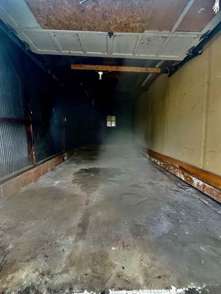 448 Locust St - Photo 2 of 4