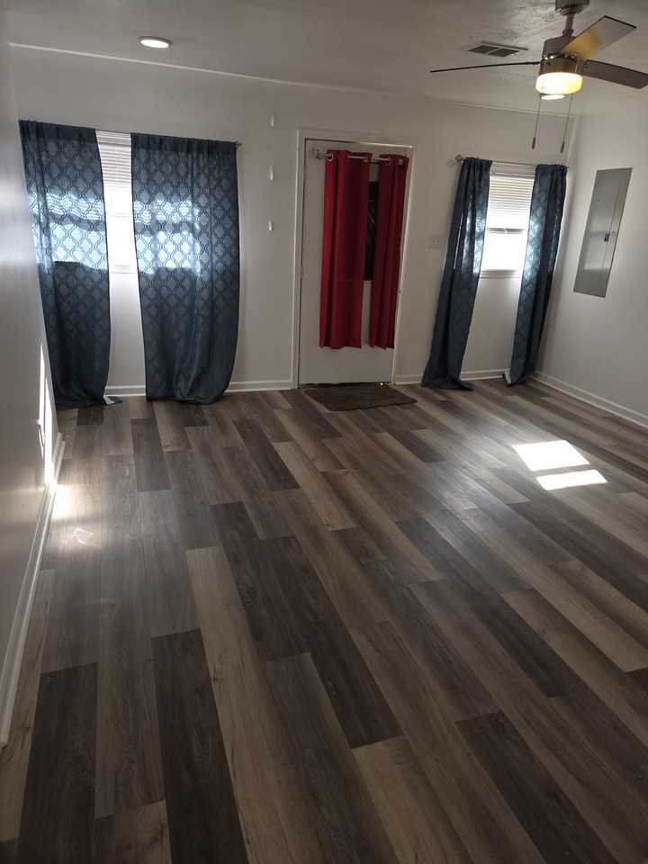 101 Main St #3 - Photo 2 of 9