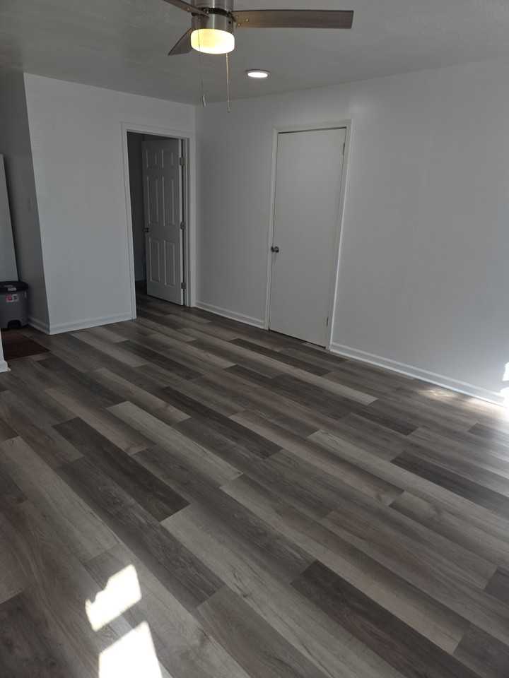 101 Main St #3 - Photo 3 of 9