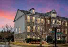 featured image of 1126 Hampton St