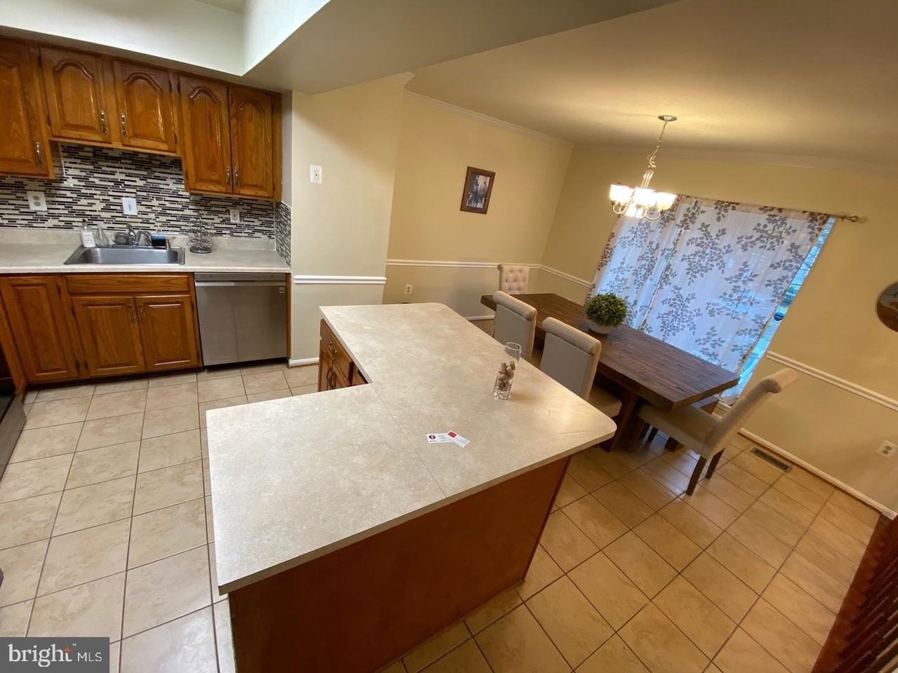 6458 Autumn Glen Ct - Photo 4 of 9