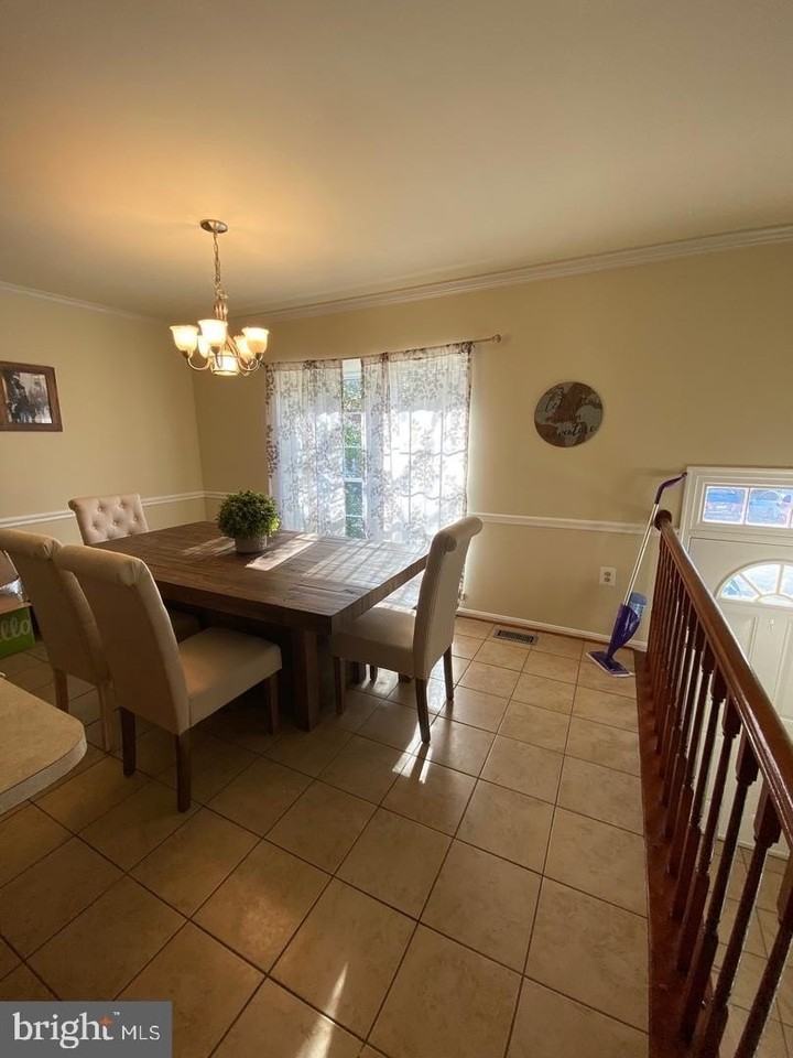 6458 Autumn Glen Ct - Photo 5 of 9