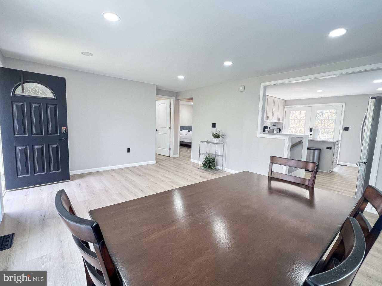 12441 Colewood St - Photo 7 of 21