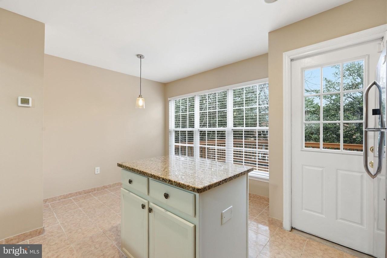 8074 Sebon Dr - Photo 6 of 22